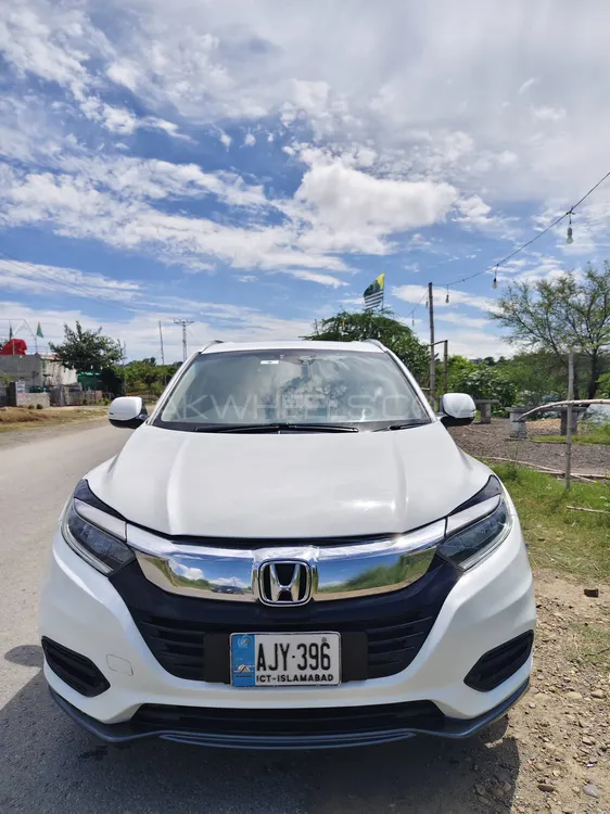 Honda Vezel 2015 for Sale in Mirpur A.K. Image-1