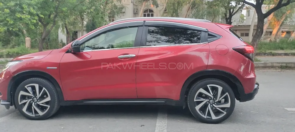 Honda Vezel 2017 for Sale in Islamabad Honda Vezel 2017 for Sale in Islamabad Image-14