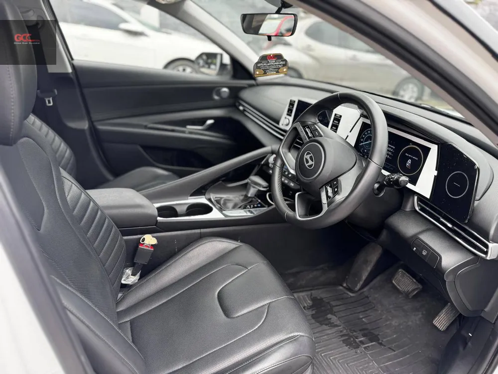 Hyundai Elantra 2025 for Sale in Islamabad Hyundai Elantra 2025 for Sale in Islamabad Image-8