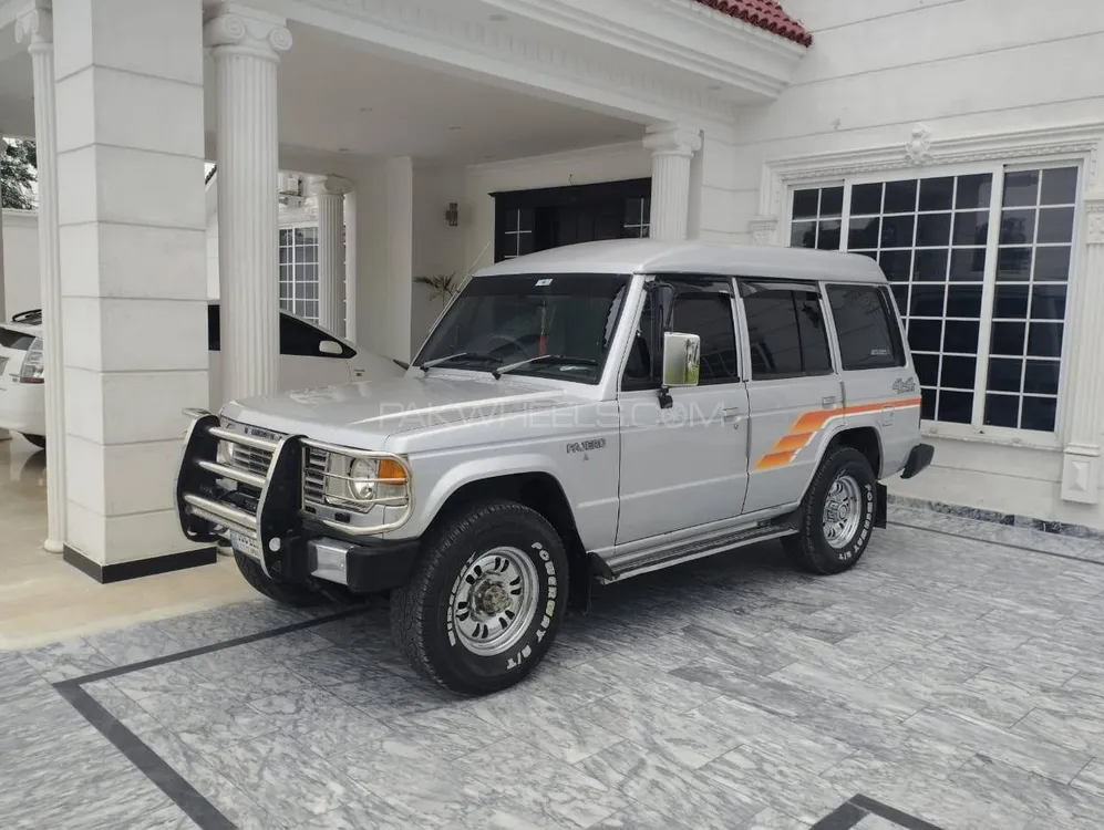 Mitsubishi Pajero 1988 for Sale in Wah cantt Image-1