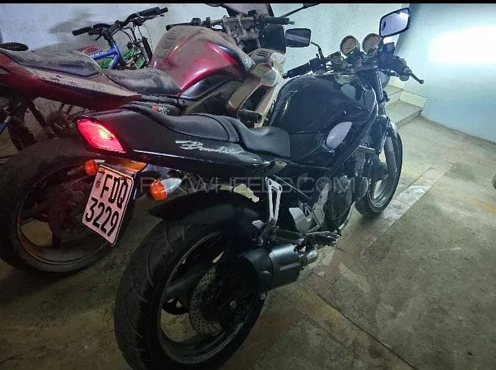 Suzuki Gsxr 250cc 1993 for Sale Suzuki Gsxr 250cc 1993 for Sale Image-2