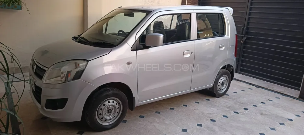 Suzuki Wagon R 2017 for Sale in Sialkot Image-1