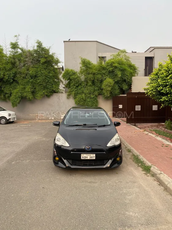 Toyota Aqua 2016 for Sale in Lahore Image-1