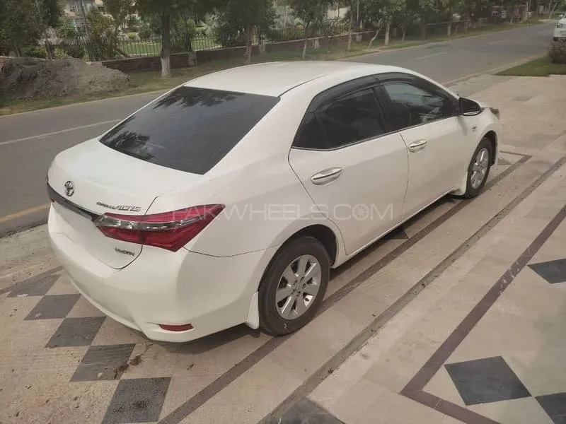 Toyota Corolla 2014 for Sale in Lahore Image-1