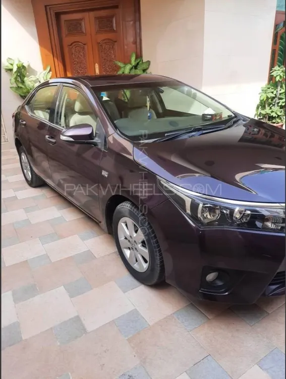 Toyota Corolla 2014 for Sale in Karachi Image-1