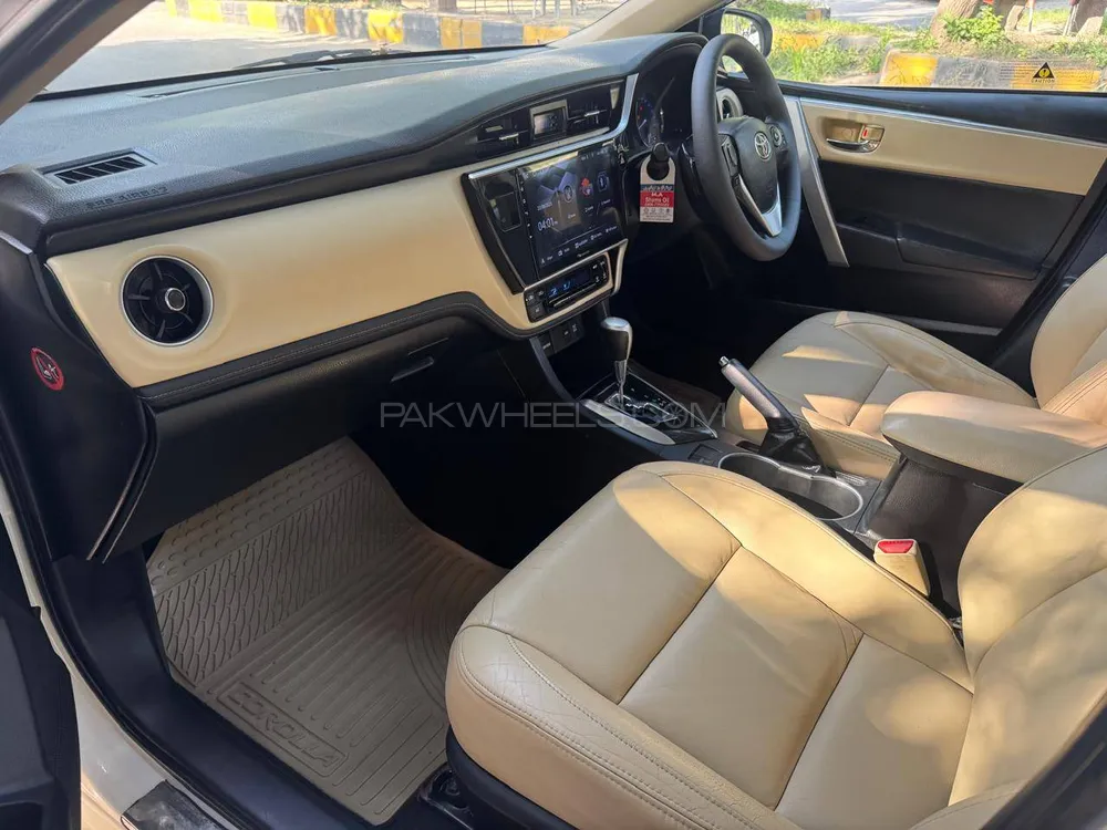 Toyota Corolla 2019 for Sale in Kohat Image-1