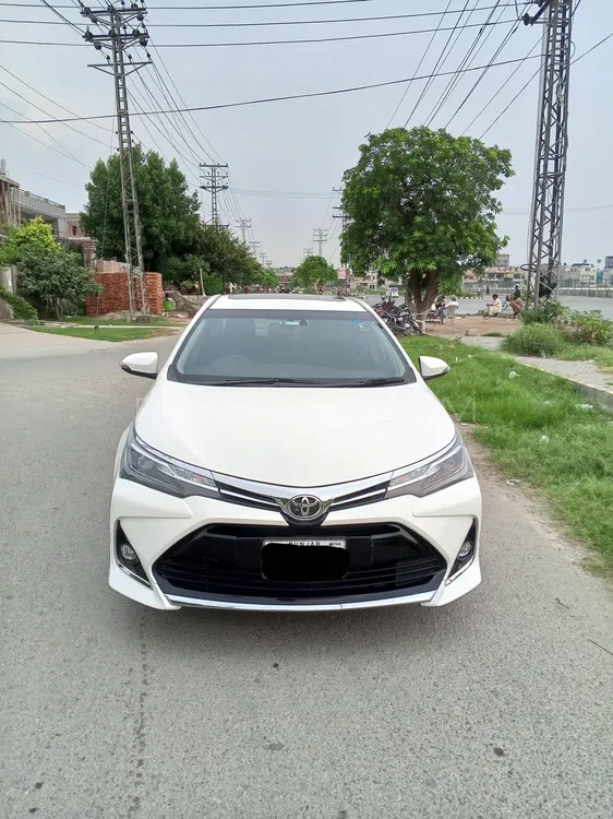 Toyota Corolla 2021 for Sale in Lahore Image-1