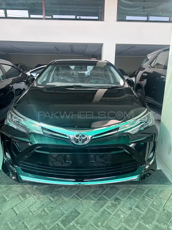Toyota Corolla 2025 for Sale in Multan Image-1