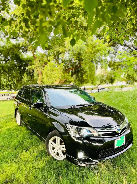 Toyota Corolla Fielder 2014 for Sale in Islamabad Image-1