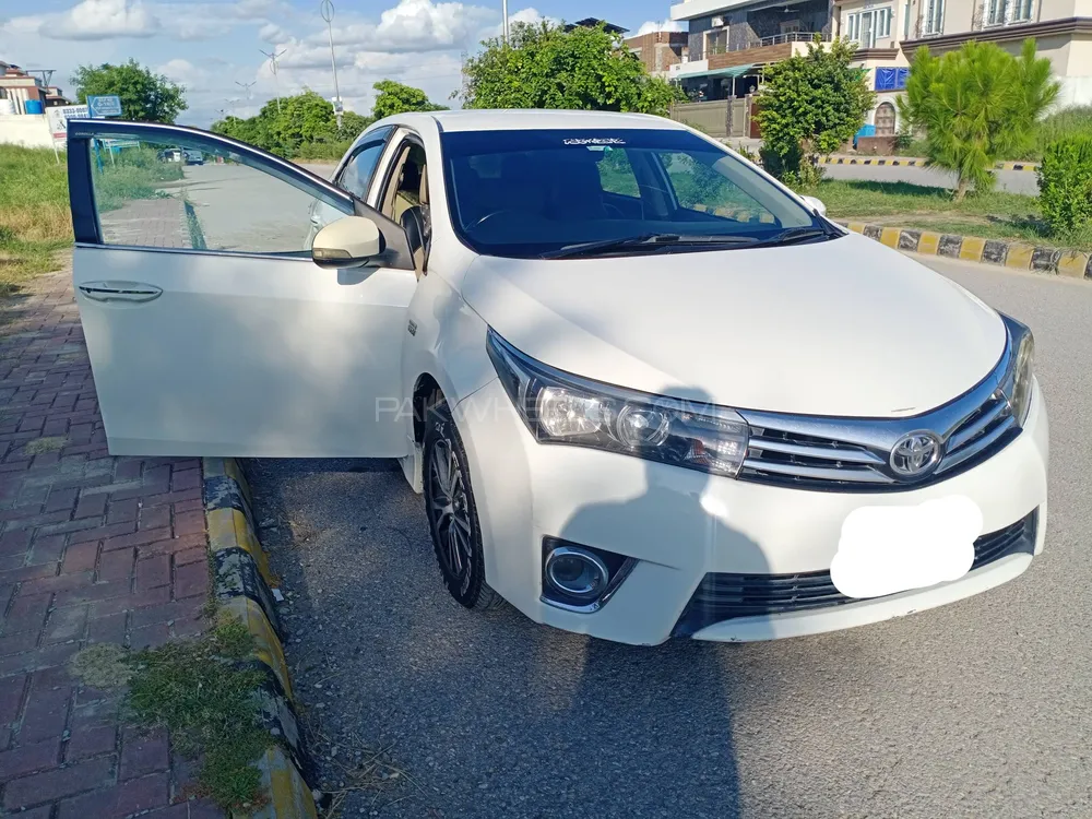 Toyota Corolla 2016 for Sale in Islamabad Image-1