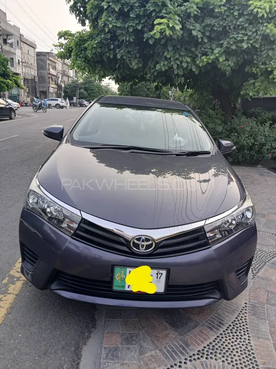 Toyota Corolla 2017 for Sale in Lahore Image-1