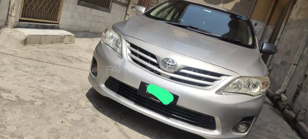 Toyota Corolla 2013 for Sale in Peshawar Image-1