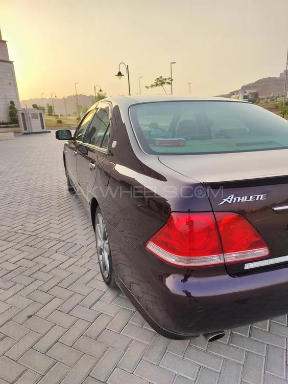 Toyota Crown 2004 for Sale in Rawalpindi Image-1