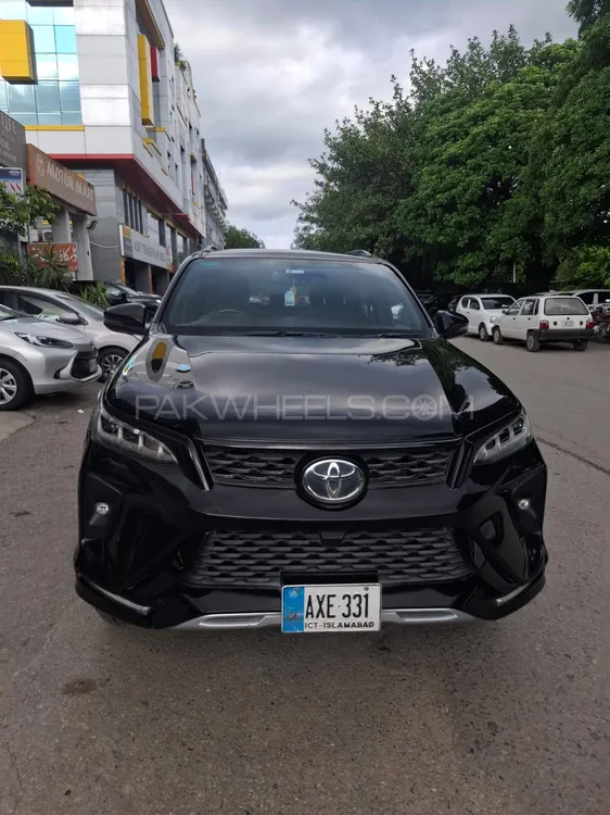 Toyota Fortuner 2022 for Sale in Islamabad Image-1