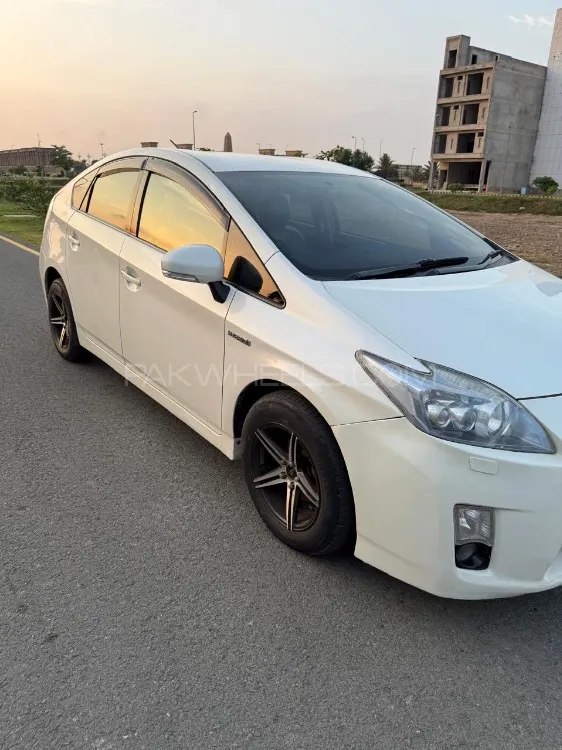 Toyota Prius 2011 for Sale in Faisalabad Image-1