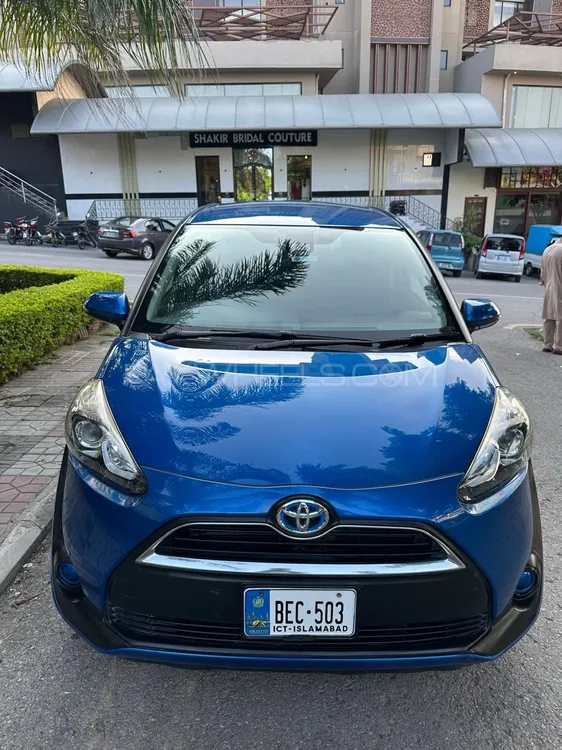 Toyota Sienta 2018 for Sale in Islamabad Image-1