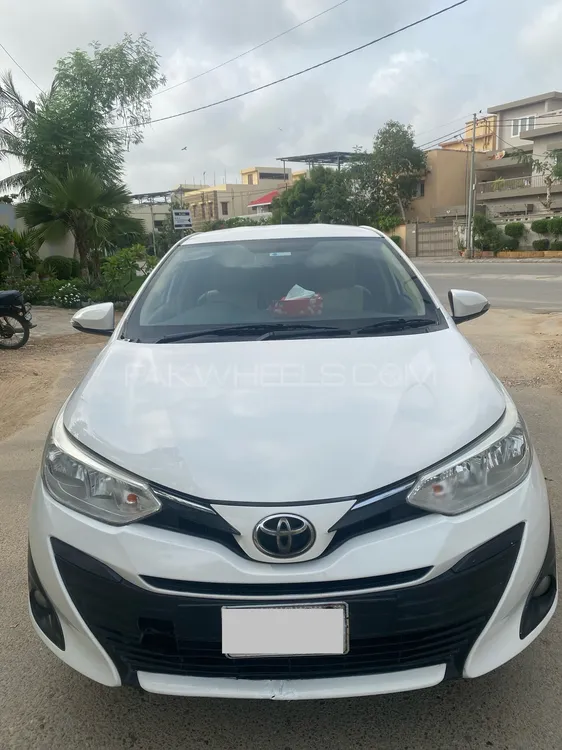 Toyota Yaris Sedan 2020 for Sale in Karachi Image-1