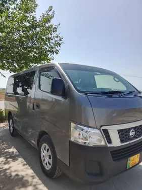 Toyota Hiace 2013