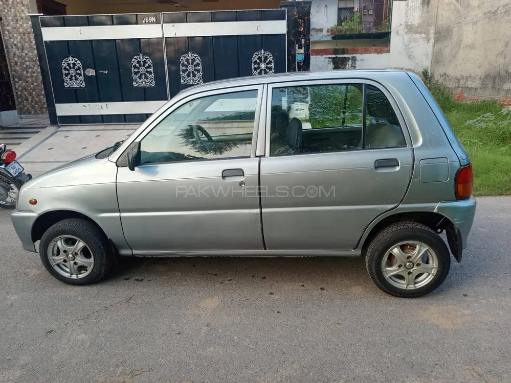 Daihatsu Cuore 2010 for Sale in Lahore Image-1