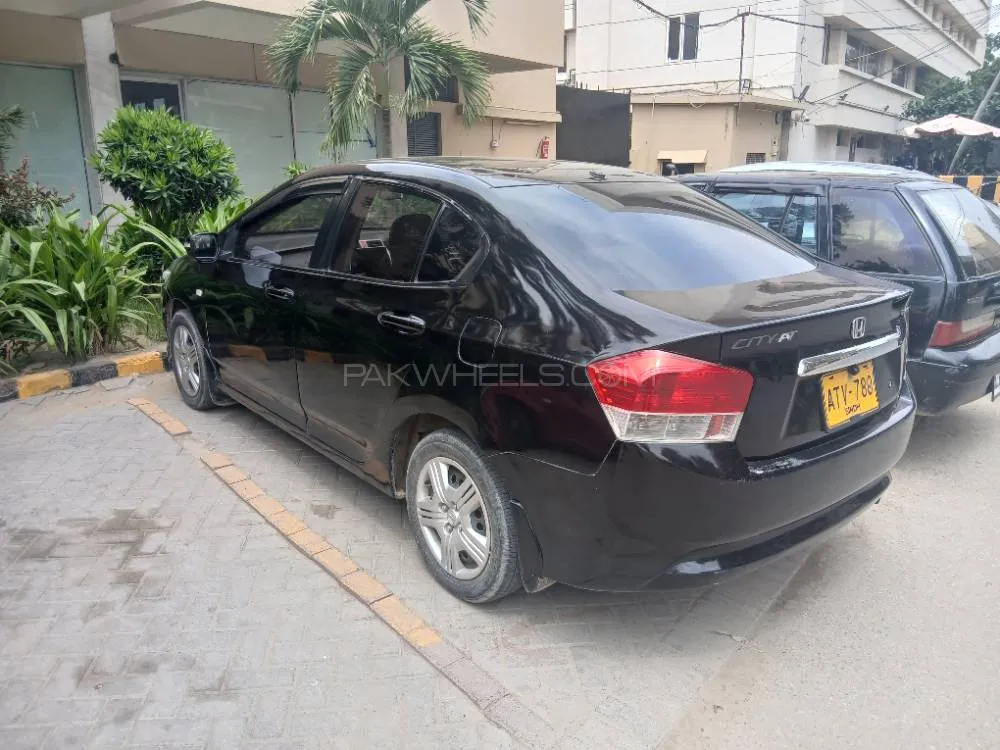 Honda City 2011 for Sale in Karachi Image-1