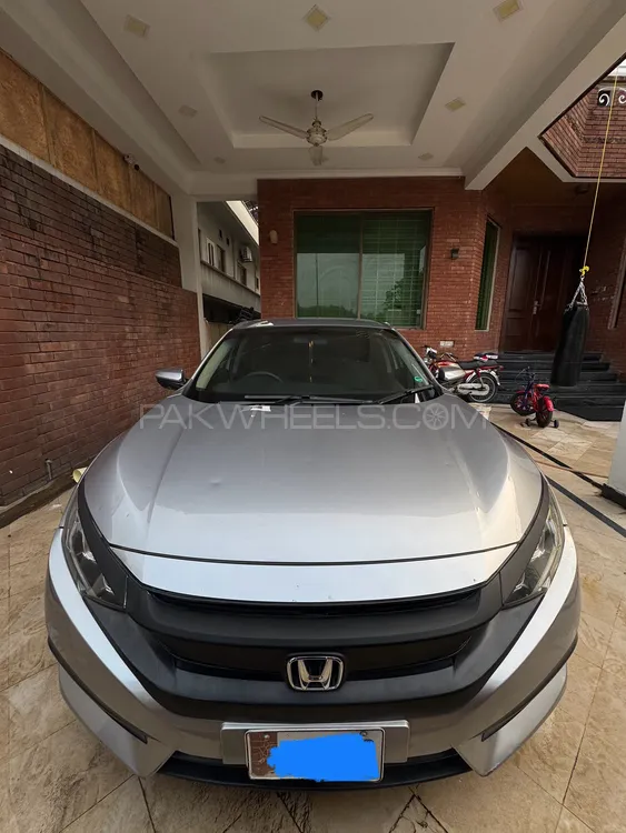Honda Civic 2017 for Sale in Islamabad Image-1