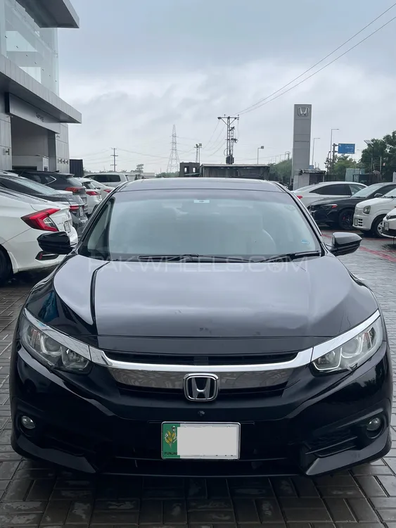 Honda Civic 2018 for Sale in Lahore Image-1