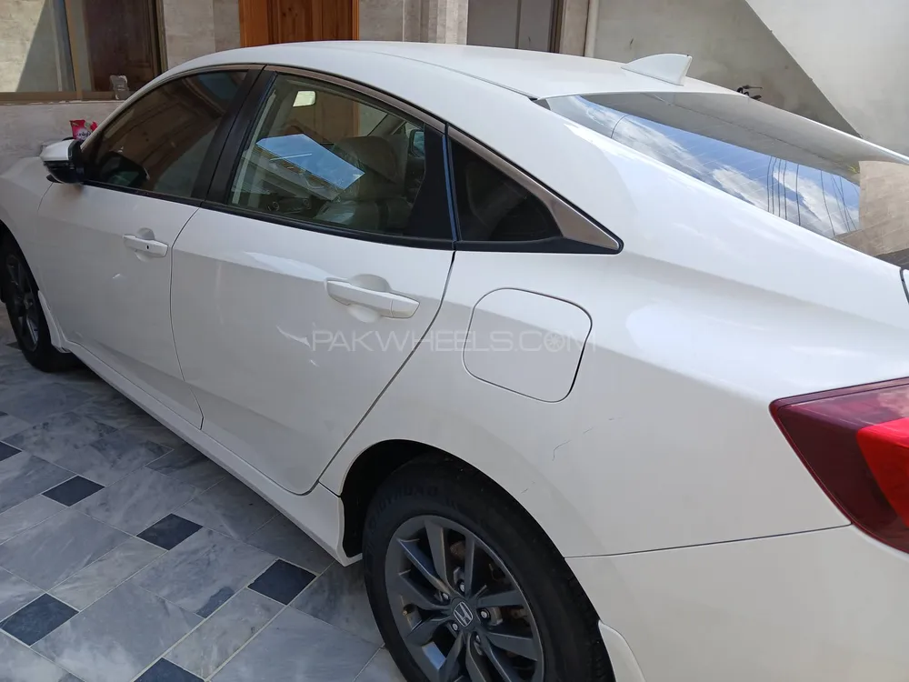 Honda Civic 2021 for Sale in Mardan Image-1