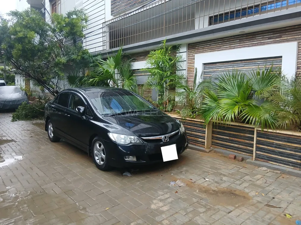 Honda Civic 2010 for Sale in Karachi Image-1