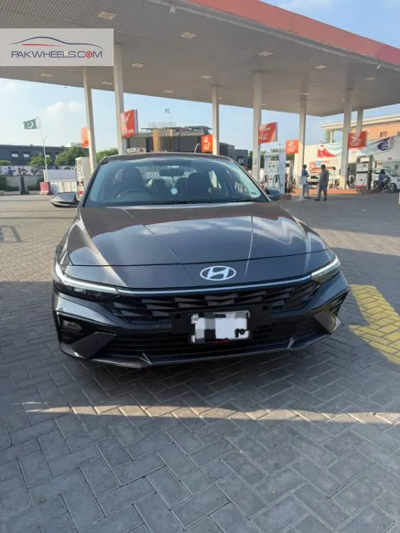 Hyundai Elantra 2025 for Sale in Lahore Image-1