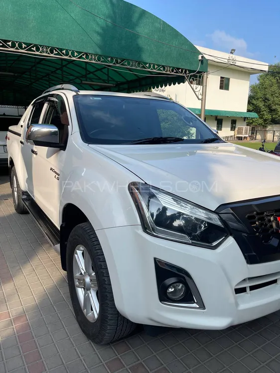 Isuzu D-Max 2020 for Sale in Lahore Image-1