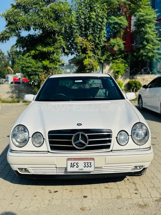Mercedes Benz E Class 1996 for Sale in Islamabad Image-1