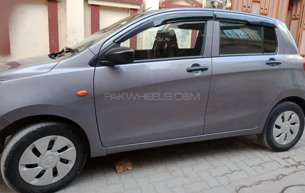Suzuki Cultus 2018 for Sale in Sialkot Suzuki Cultus 2018 for Sale in Sialkot Image-3