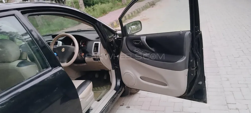 Suzuki Liana 2006 for Sale in Lahore Image-1