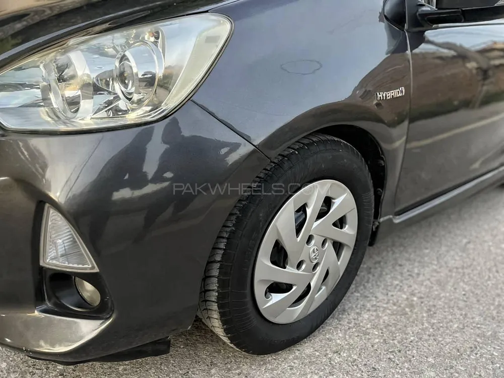 Toyota Aqua 2012 for Sale in Peshawar Image-1