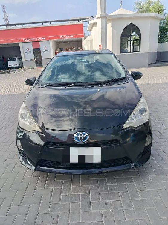 Toyota Aqua 2013 for Sale in Multan Image-1