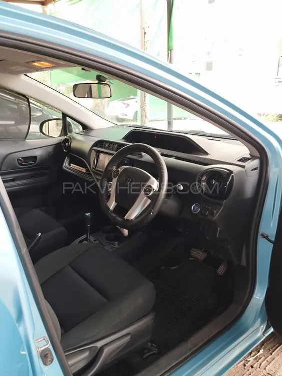 Toyota Aqua 2015 for Sale in Peshawar Image-1