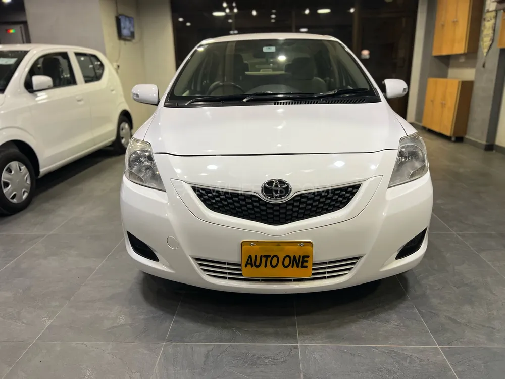 Toyota Belta 2010 for Sale in Karachi Toyota Belta 2010 for Sale in Karachi Image-3