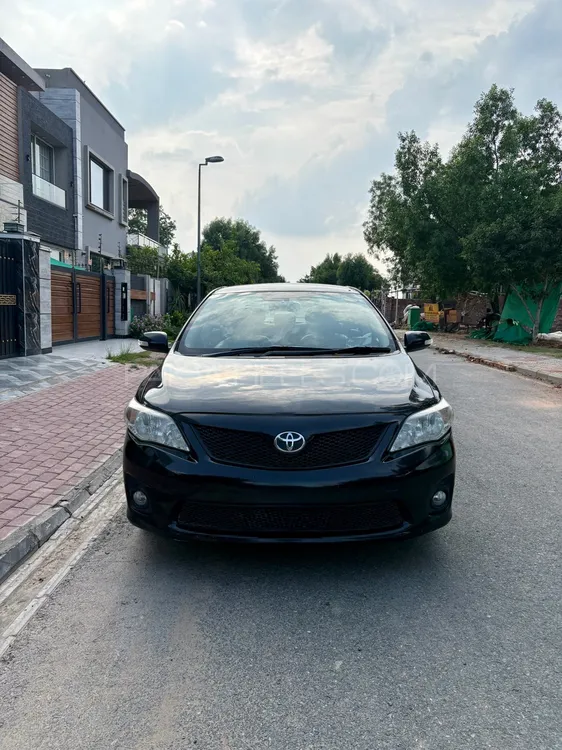 Toyota Corolla 2012 for Sale in Lahore Image-1