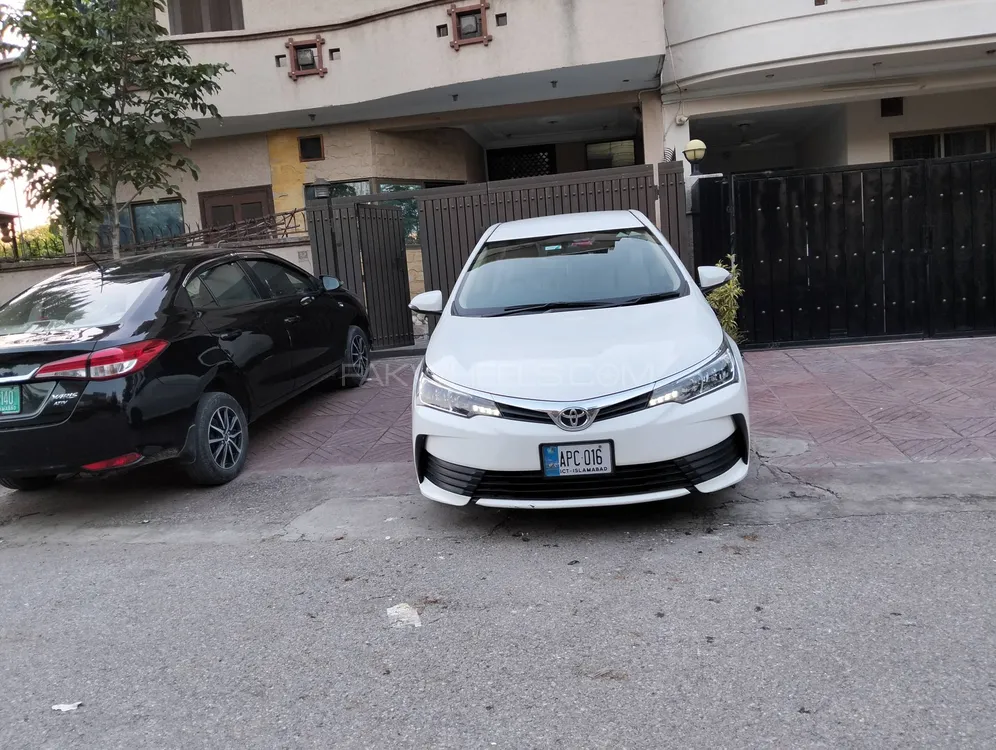 Toyota Corolla 2019 for Sale in Islamabad Image-1