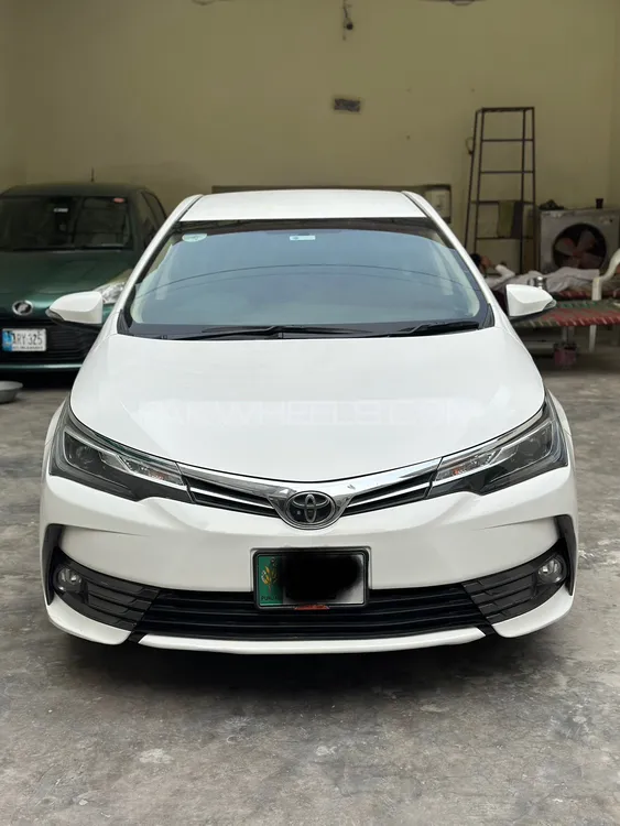 Toyota Corolla 2017 for Sale in Faisalabad Image-1