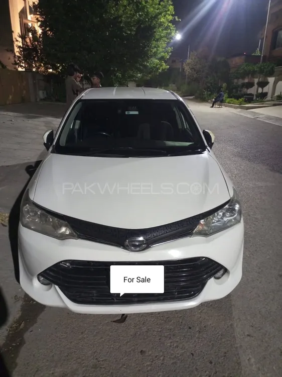 Toyota Corolla Fielder 2017 for Sale in Islamabad Image-1
