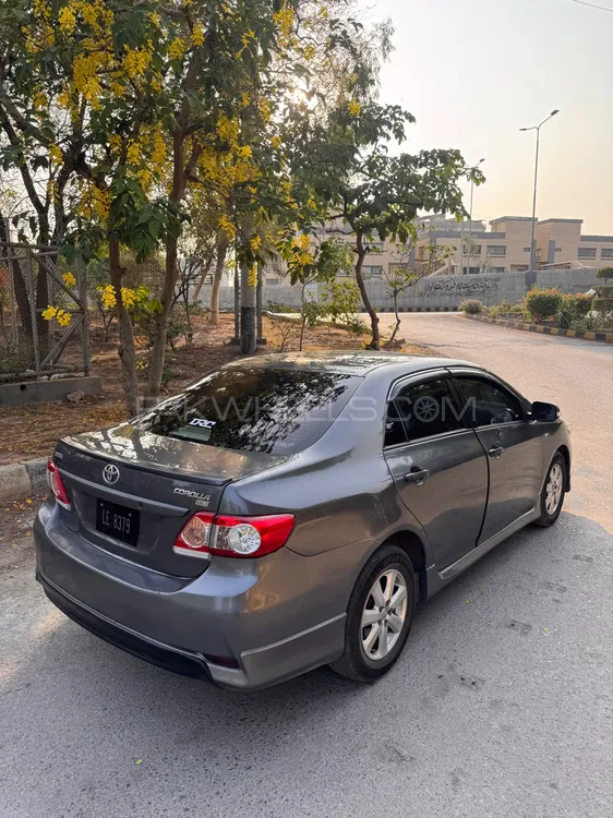 Toyota Corolla 2011 for Sale in Peshawar Image-1