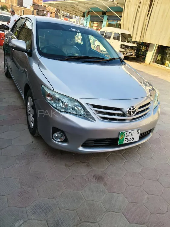 Toyota Corolla 2013 for Sale in Peshawar Image-1
