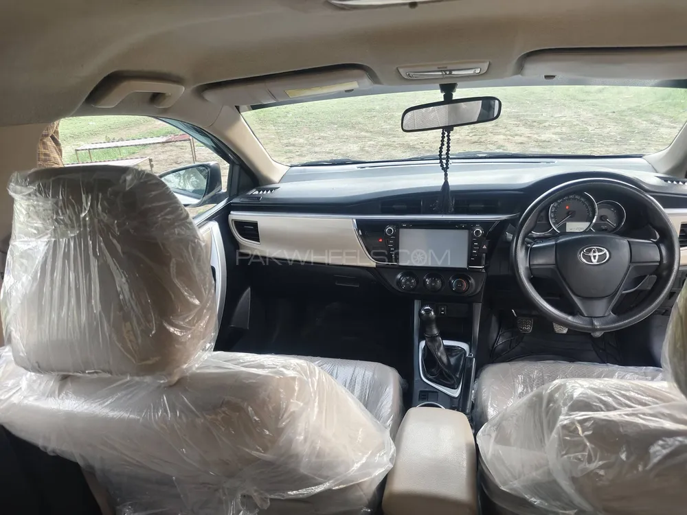 Toyota Corolla 2016 for Sale in Islamabad Image-1