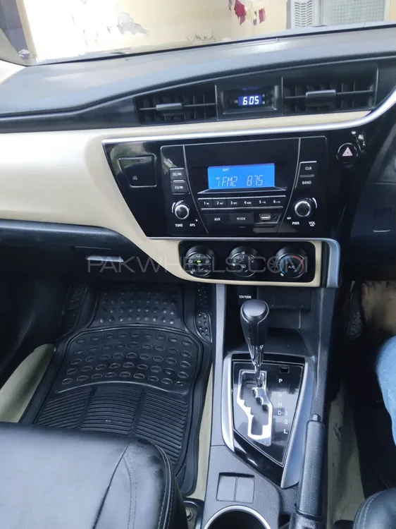 Toyota Corolla 2019 for Sale in Lahore Image-1