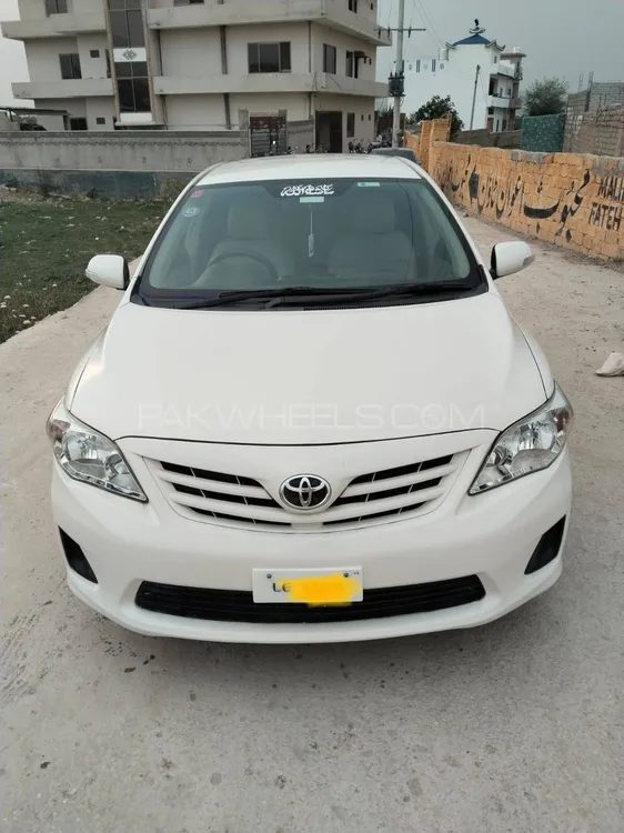 Toyota Corolla 2013 for Sale in Sargodha Image-1