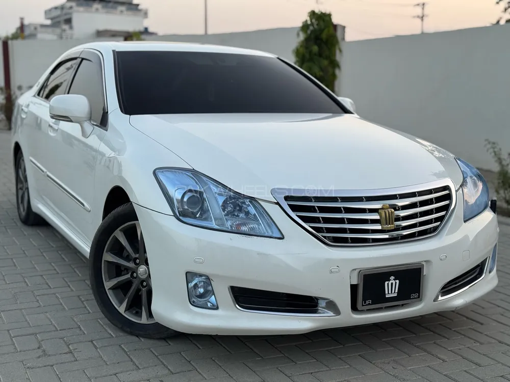 Toyota Crown 2008 for Sale in Islamabad Image-1