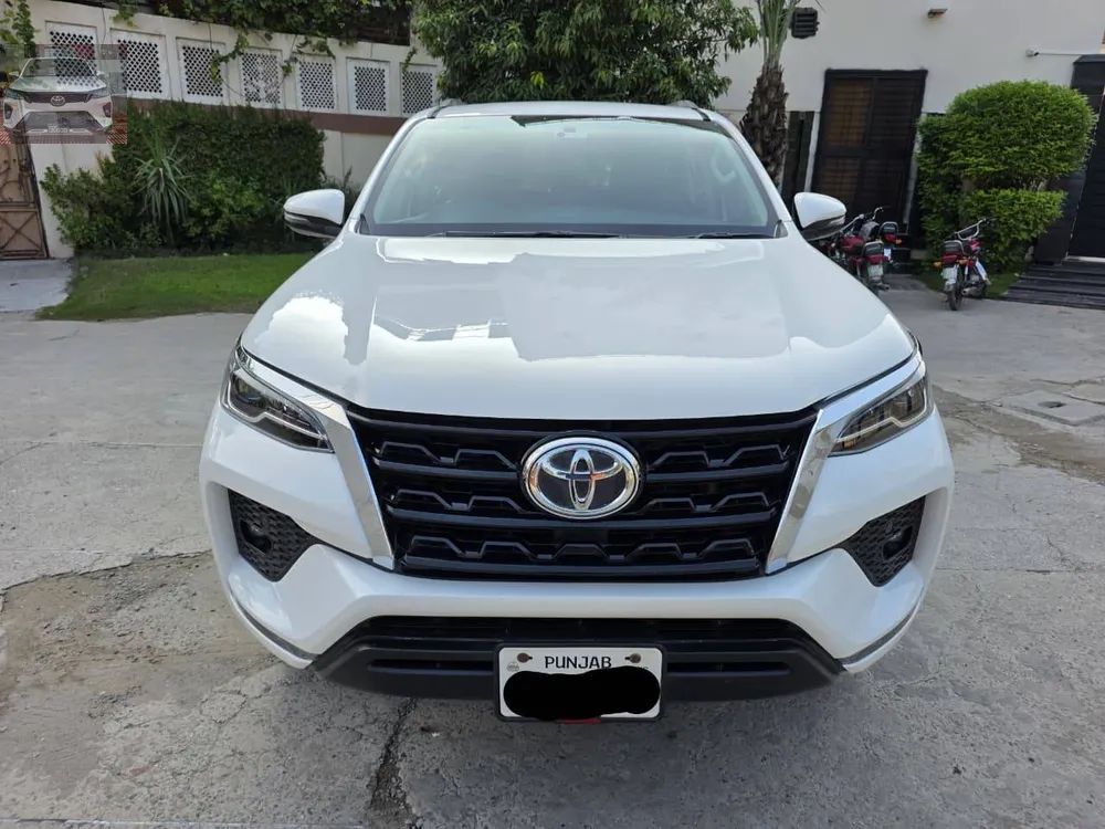 Toyota Fortuner 2022 for Sale in Lahore Image-1