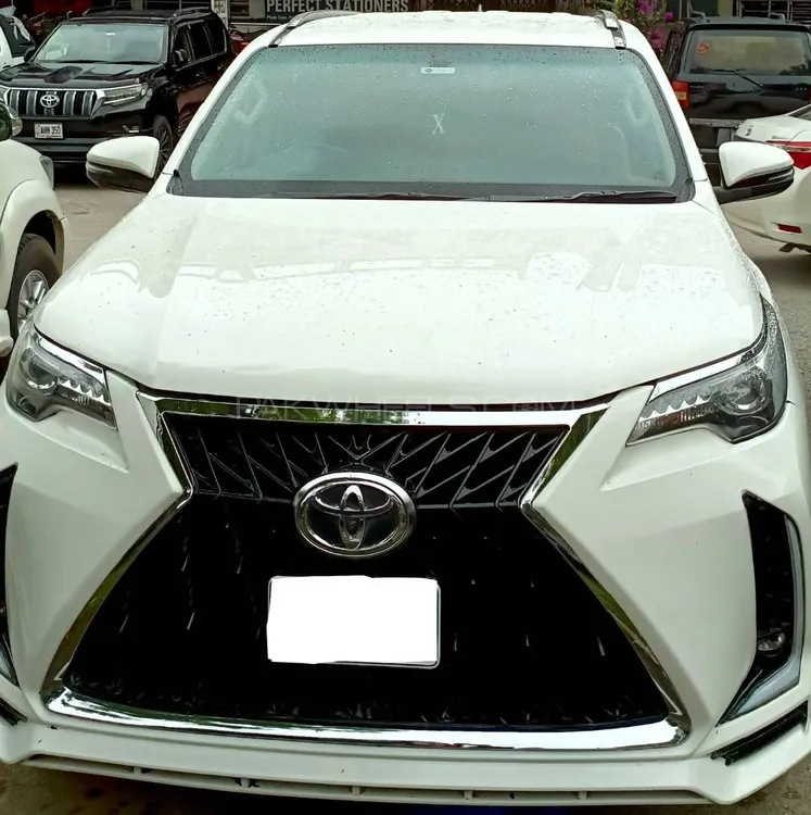 Toyota Fortuner 2019 for Sale in Islamabad Image-1