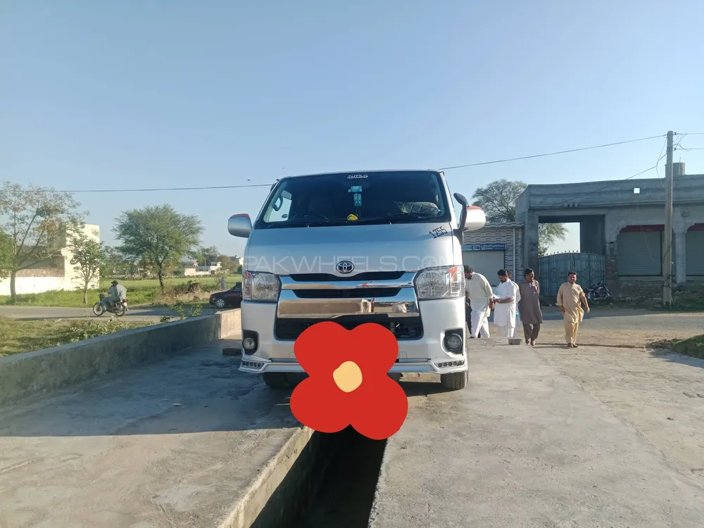 Toyota Hiace 2007 for Sale in Pind Dadan Khan Image-1